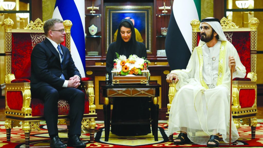 محمد بن راشد يبحث مع رئيس وزراء فنلندا تعزيز التعاون في مجالات حيوية