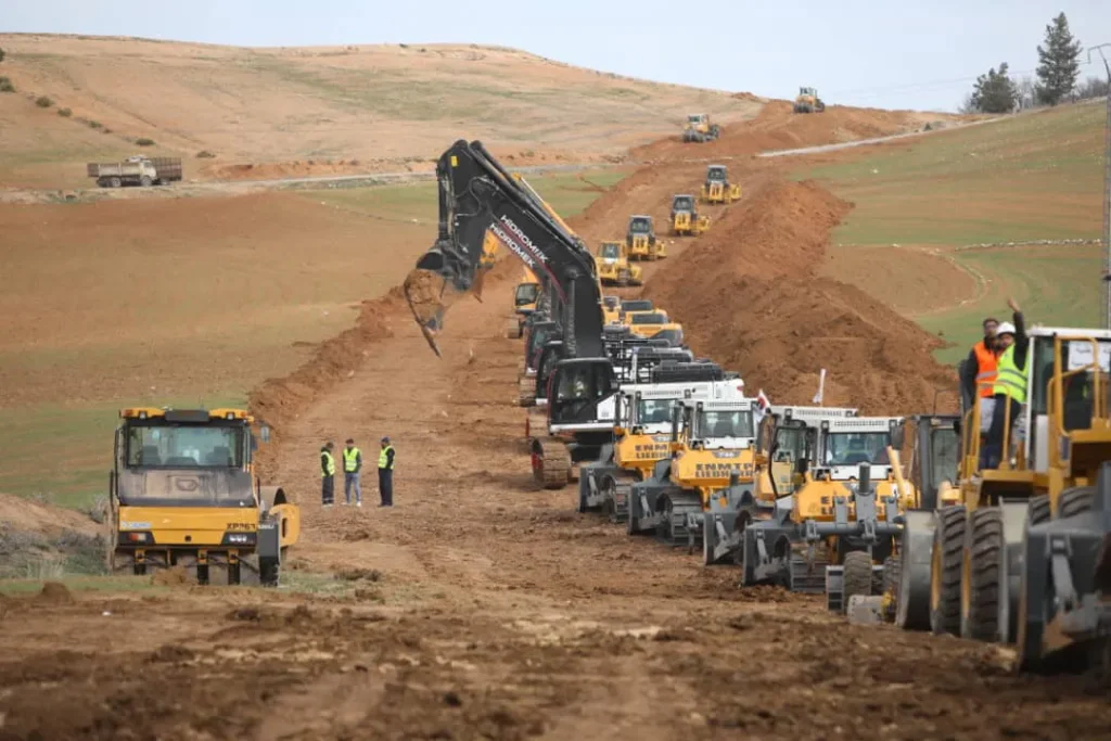 جديد مشروع الخط المنجمي الشرقي