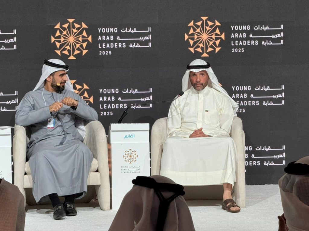 هناك فرق شاسع بين الوظيفة القيادية والقائد