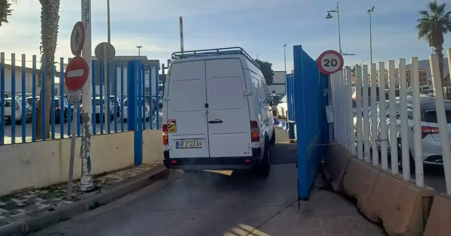 وسط انقسام سياسي.. سبتة المحتلة تطلق أول عملية استيراد للأسماك من المغرب