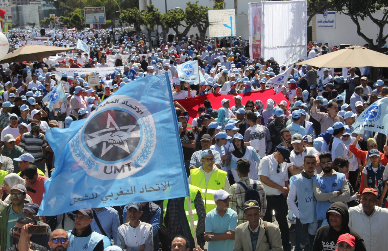 نقابة مخاريق: الإضراب العام سببه ضرب القدرة الشرائية للمغاربة وتهريب مشروع قانون “الإضراب”