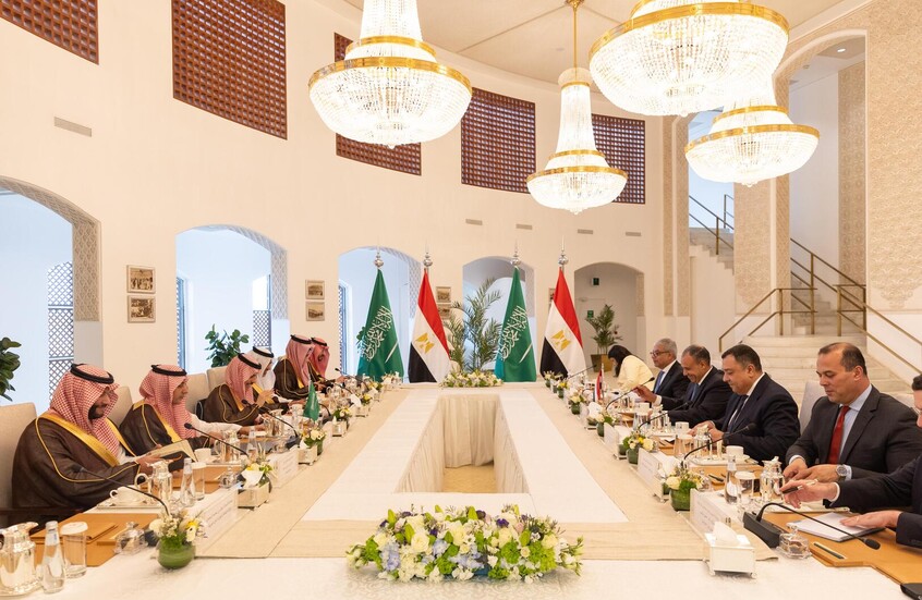 وزيرا خارجية مصر والسعودية يبحثان تطورات غزة والخطة العربية الإسلامية للإعمار