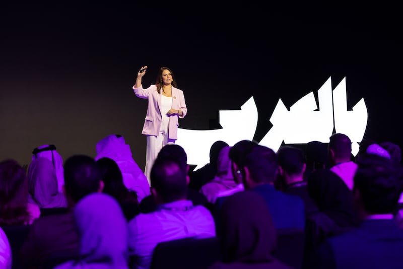 الهوية العربية لا تُترجم.. ولغة الضاد تستوعب علوم الفضاء