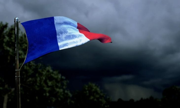 “إسرائيل” تلغي تأشيرات الدخول لنواب ومسؤولين فرنسيين