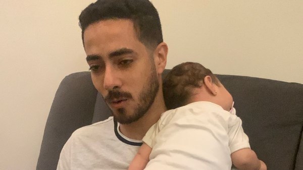 والد طفلة بورسعيد مريضة ضمور النخاع: كل يوم بيعدي من غير علاج تهديد لحياتها