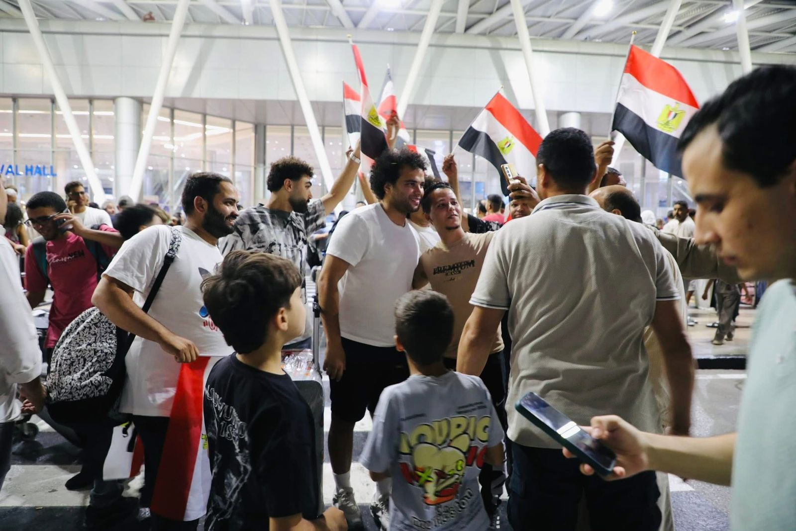 جانب من الاستقبال (1) جانب من الاستقبال (1)