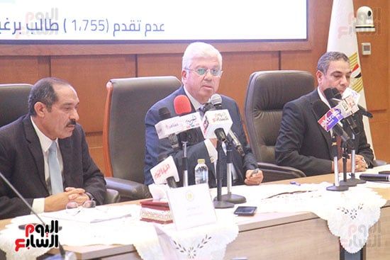 عادل عبدالغفار المُتحدث الرسمى للوزارة وأيمن عاشور وزير التعليم العالى وجودة غانم رئيس قطاع التعليم (7) عادل عبدالغفار المُتحدث الرسمى للوزارة وأيمن عاشور وزير التعليم العالى وجودة غانم رئيس قطاع التعليم (7)