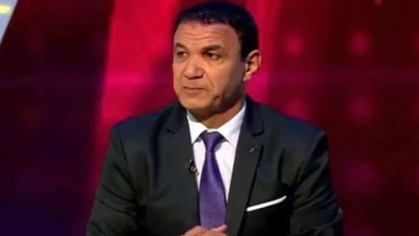 ناقد رياضي يثير الجدل حول مصير أشرف بن شرقي في الأهلي