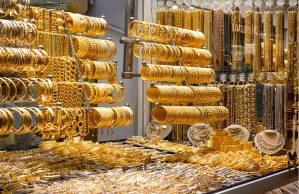 انخفاض كبير على أسعار الذهب في الأردن الاثنين…