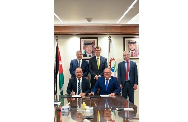 “البوتاس العربية” توقّع اتفاقية الخدمات الهندسية لمصنع…