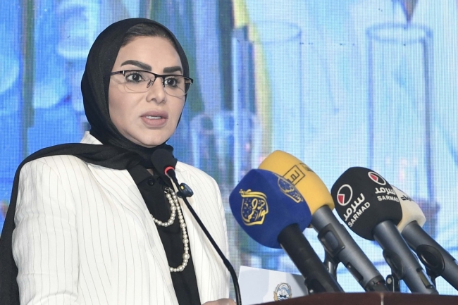 مقترح لتخصيص مسجد في كل محافظة لعرض خطبة الجمعة بلغة الإشارة