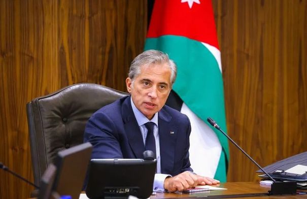 الحكومة ماضية في تعزيز النمو وتخفيض المديونية…