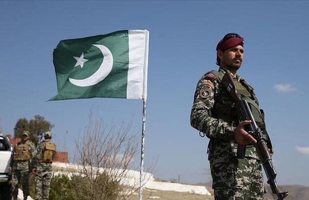 مقتل 6 جنود باكستانيين في اشتباك قرب الحدود مع أفغانستان…