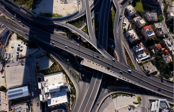 الحكومة تعلن عن 5 مشاريع استثمارية مستقبلية في عمّان…