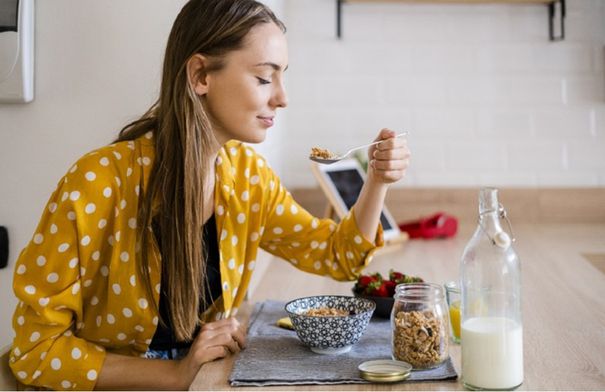 أخطاء شائعة في وجبة الفطور “تدمّر” صحة الأمعاء…