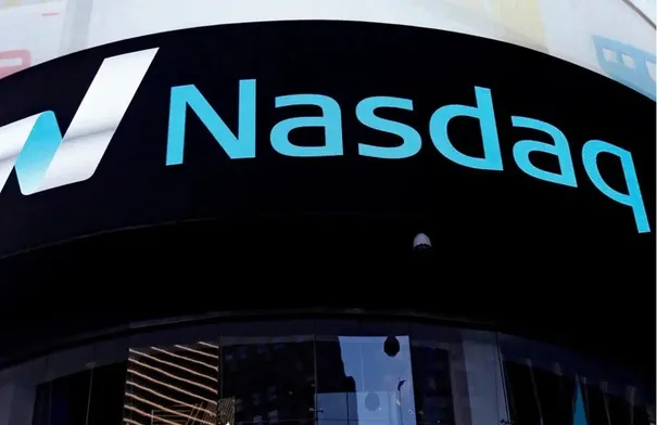 انخفاض مؤشر نازداك الأميركي…