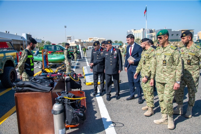 وفد «الجندرما» التركية زار معسكرَي التحرير وسالم العلي 