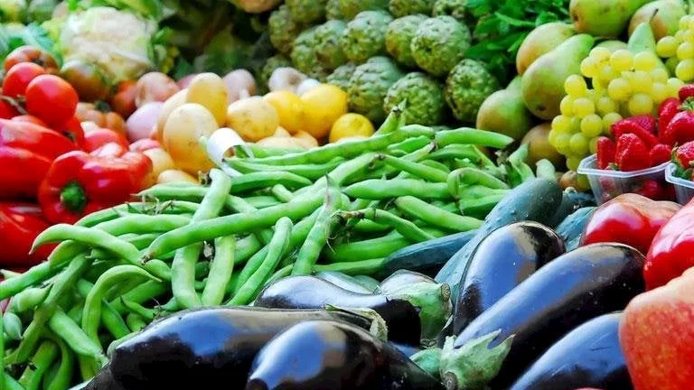 4 أطعمة للحصول على بشرة صحية.. لا تفوتك