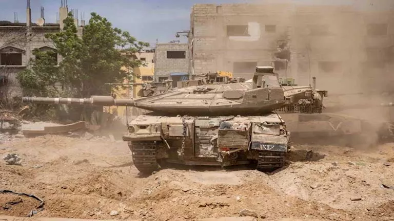 التلفزيون الفلسطيني: آليات إسرائيلية تُطلق النار على المناطق الشرقية