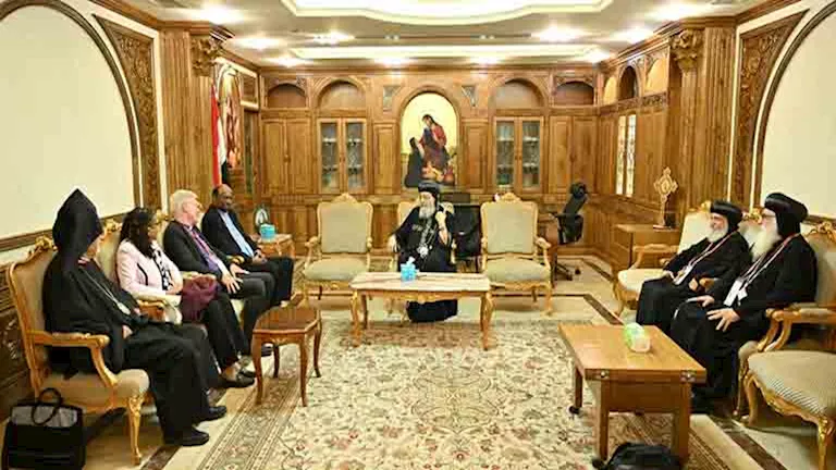 البابا تواضروس الثاني يستقبل وفد مجلس الكنائس العالمي في وادي النطرون