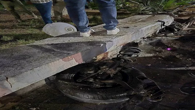 دخل في الرصيف والفرده فصلت.. ننشر الصور الأولى لحادث الفنان علي رؤوف ب