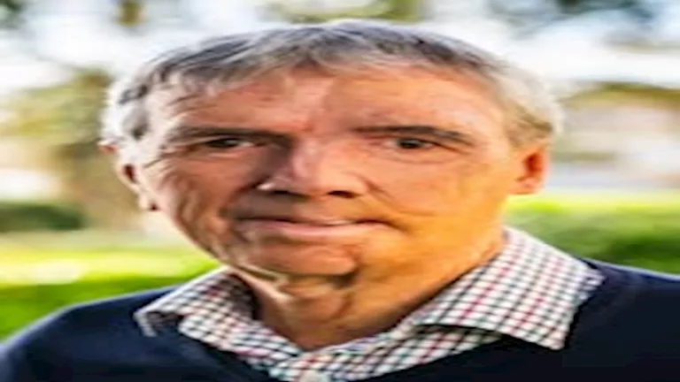 فقد ملامحه في حادث.. رجل يحصل على أول وجه مطبوع بتقنية ثلاثية الأبعاد