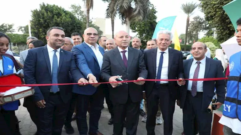 صور.. محافظ القاهرة يفتتح مهرجان الجبن المصرى  بحديقة الحرية بالزمالك