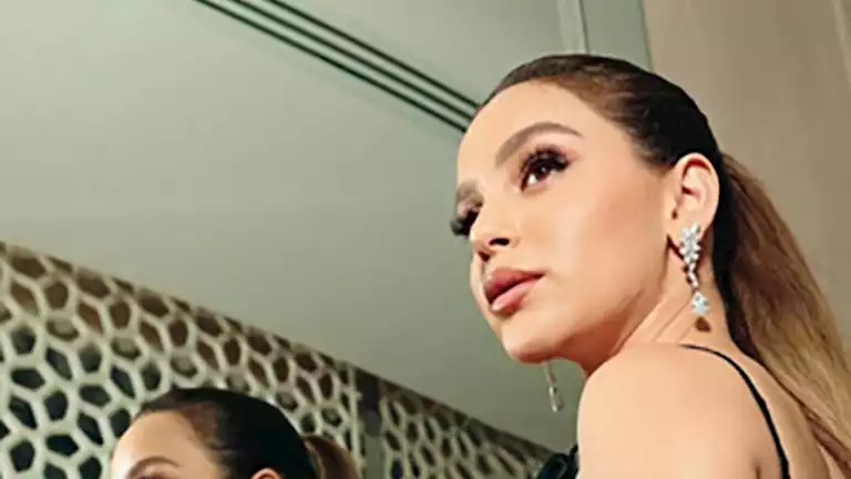 بالصور.. جميلة عوض تبرز إطلالتها الأنيقة في مهرجان الجونة