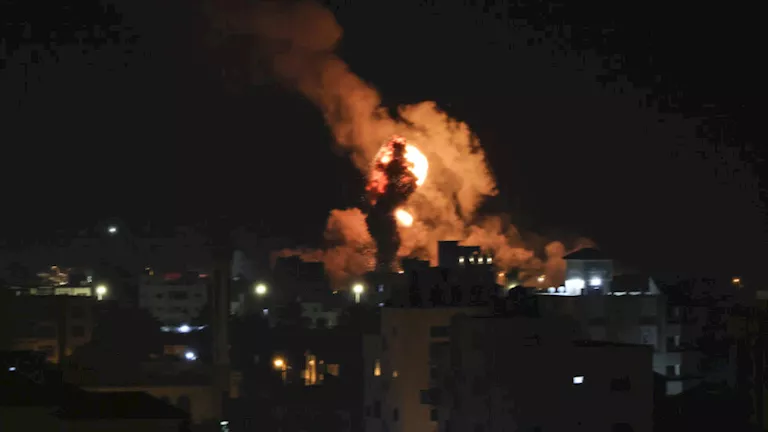 20 شهيدًا جراء اعتداءات الاحتلال على شمال ووسط وجنوب غزة