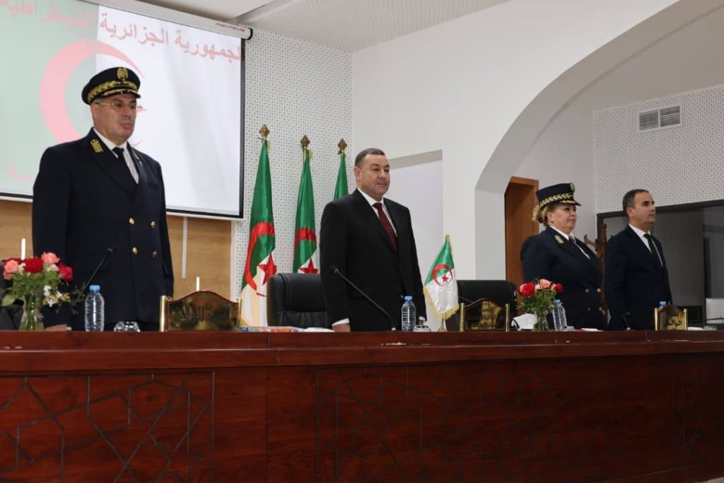 وزير الداخلية ينصّب الوالي الجديد لـ ڨالمة