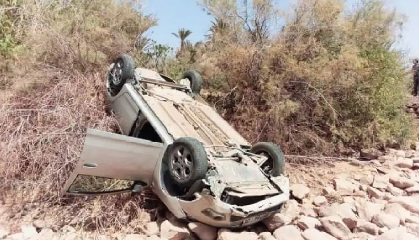المسيلة.. وفاة شخص في انحراف وانقلاب سيارة بعين الملح