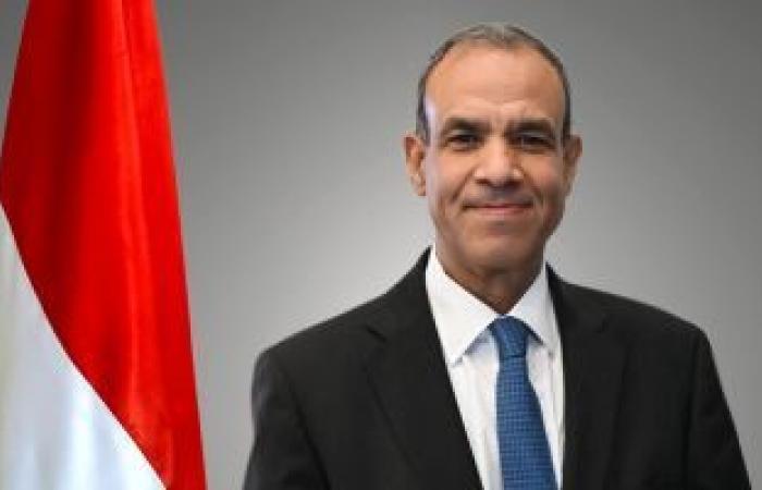 وزير الخارجية يبحث مع وزير التجارة والصناعة الهندى سبل تعزيز التبادل التجارى