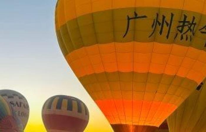 مناظر ساحرة لا تنسى.. رحلات البالون الطائر بالأقصر تخطف قلوب السائحين.. صور