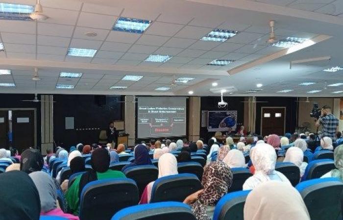 تبادل الخبرات البحثية في علوم الأحياء المائية.. ندوة بـ