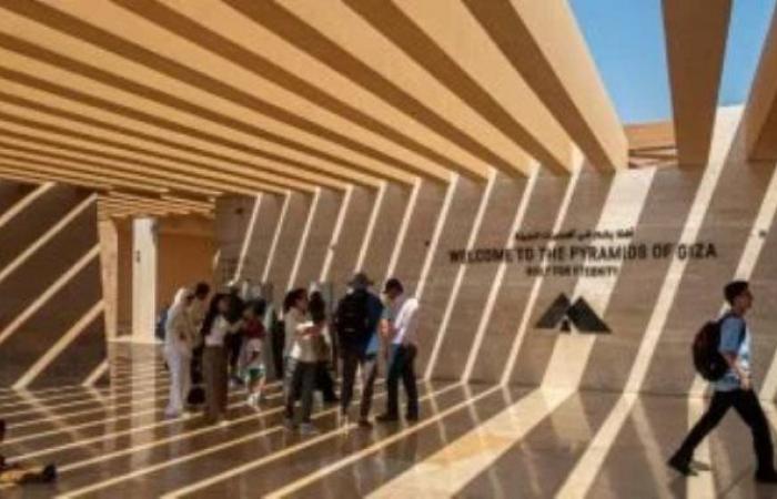 صحيفة كندية تتغنى بتطوير منطقة الأهرامات مع اقتراب افتتاح المتحف المصرى