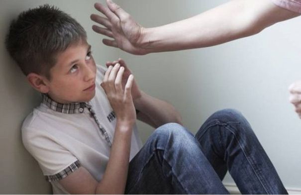 غضب بعد اعتداء معلم على تلميذ في ريف حلب (صور)…