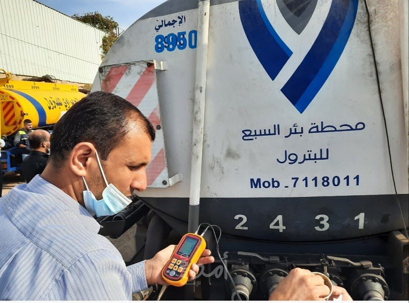 موقع يكشف عن دول زودت إسرائيل بالوقود خلال حرب غزة