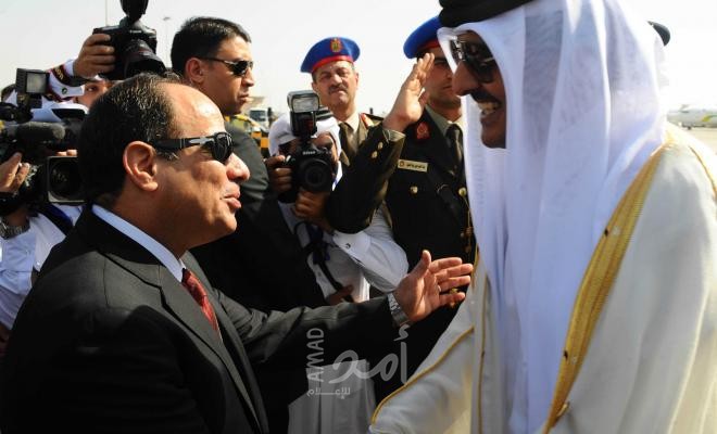 مصر وقطر توقعان اتفاقية شراكة لتطوير منطقة “علم الروم” على البحر المتوسط