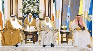 الأمير شكرا أبناء ديرتي فأنتم زينة الكويت