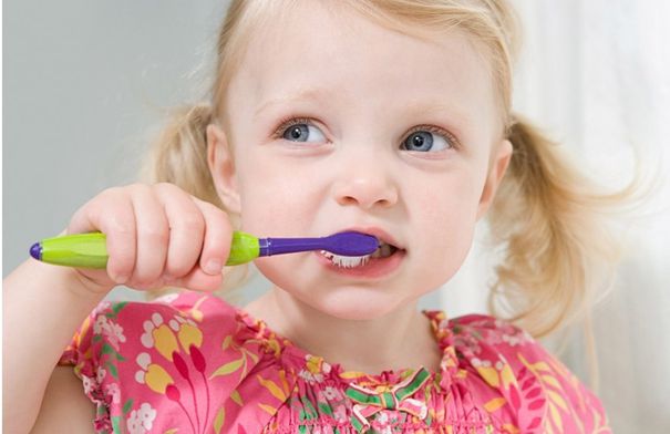 تحذيرات طبية من إعطاء أقراص الفلورايد للأطفال…