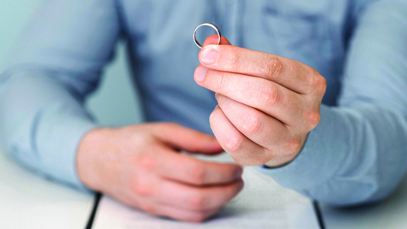 عريس يقاضي عروسه ووالدها بسبب «شروط مجحفة» لإتمام الزفاف