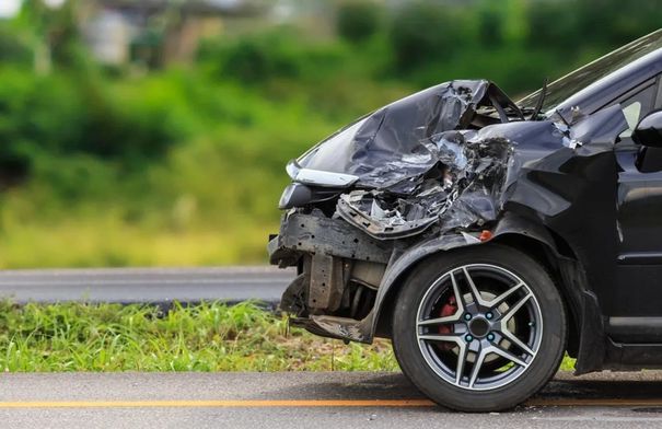 حادث سير بين 3 مركبات على شارع الأردن يتسبب بأزمة سير …