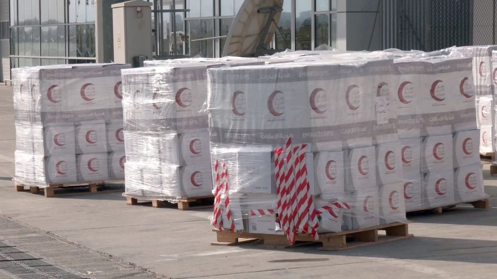 تنفيذاً لتوجيهات رئيس الدولة نحو الاستجابة العاجلة.. الإمارات تُرسل فريقاً إغاثياً مشتركاً وتقدم مساعدات إنسانية فورية للمتأثرين من زلزال شمال أفغانستان