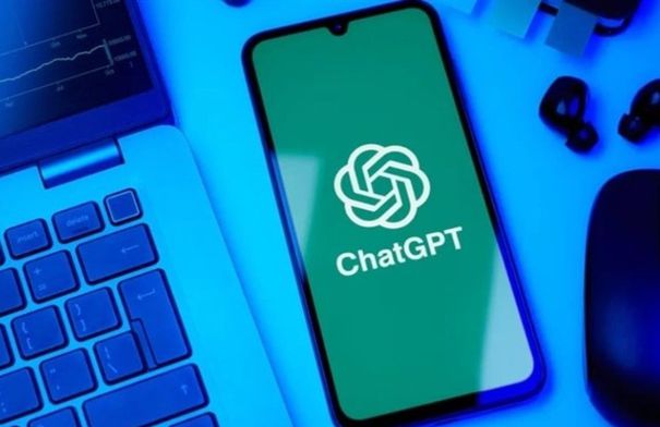 اتهامات لـ”شات جي بي تي” بدفع مستخدمين للانتحار…