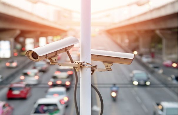 الأمانة تبدأ بتركيب مئات الكاميرات في شوارع العاصمة لرصد…