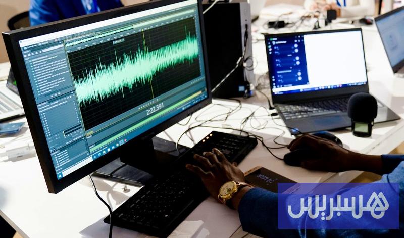 برامج “البودكاست” المصوَّرة.. ساحة معركة محتدمة في مجال البث التدفقي