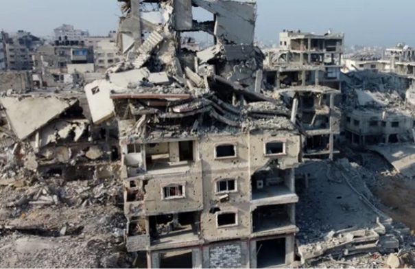 مئات الآلاف من الفلسطينيين يعيشون بالعراء بسبب…