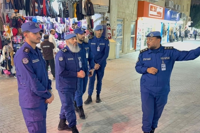 «الإطفاء»: غلق إداري وإخطارات وإنذارات لـ70 منشأة ومحلاً في المباركية