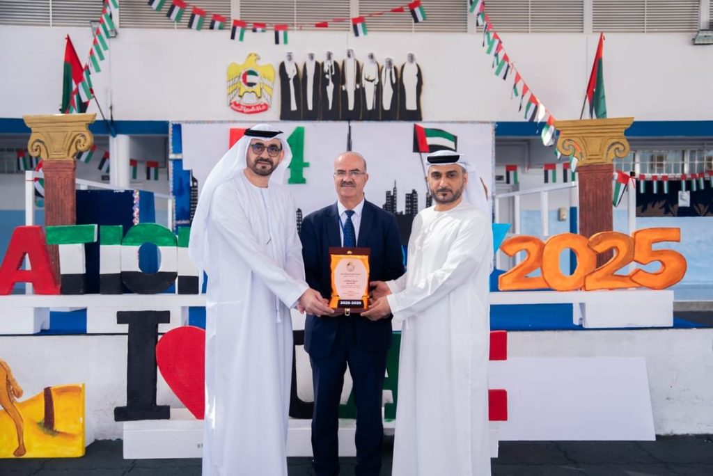 “مبادرات محمد بن راشد” تتكفل بالرسوم الدراسية لـ400 طالب وطالبة بالمدارس الأهلية بدبي