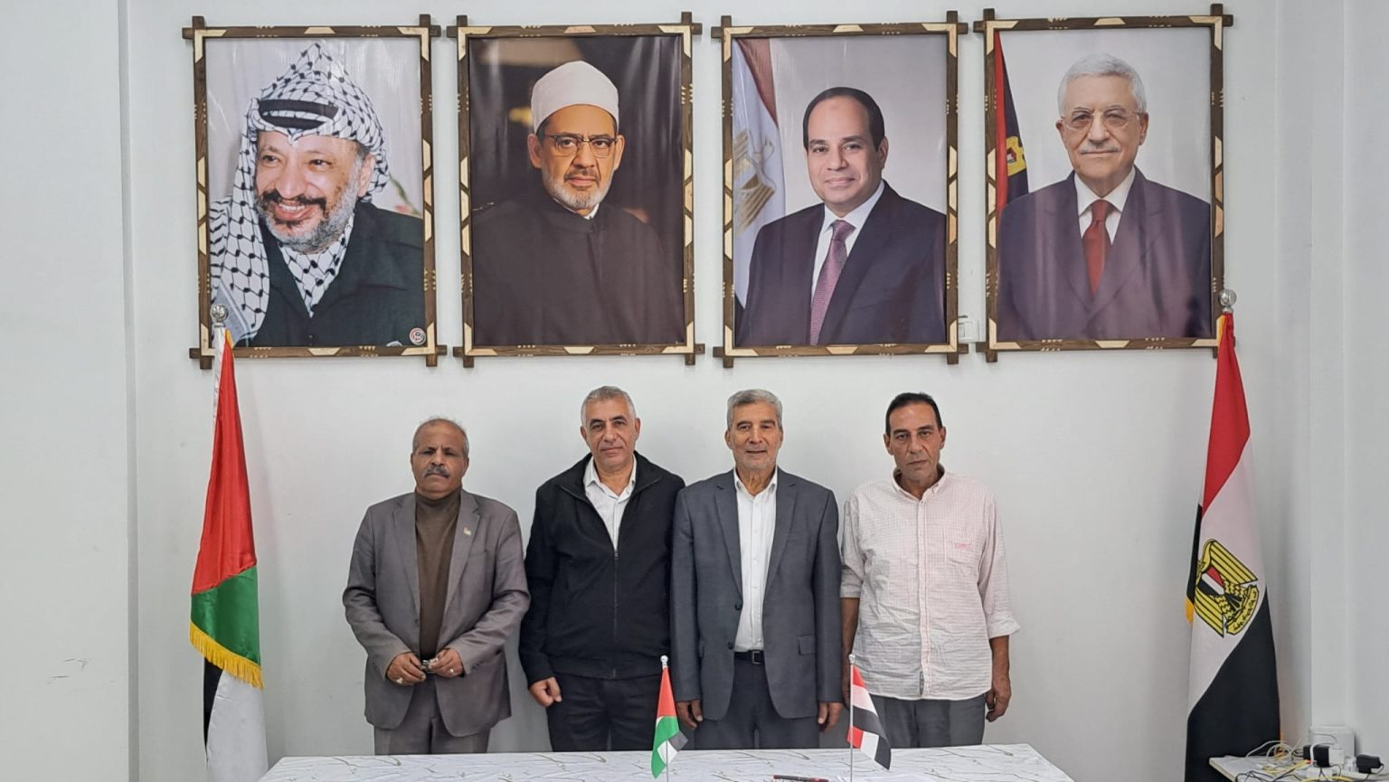 عميد المعاهد الأزهرية في فلسطين يستقبل عضوي مجلس أمناء جامعة الأزهر بغزة و مدير عام الامتحانات بوزارة التربية